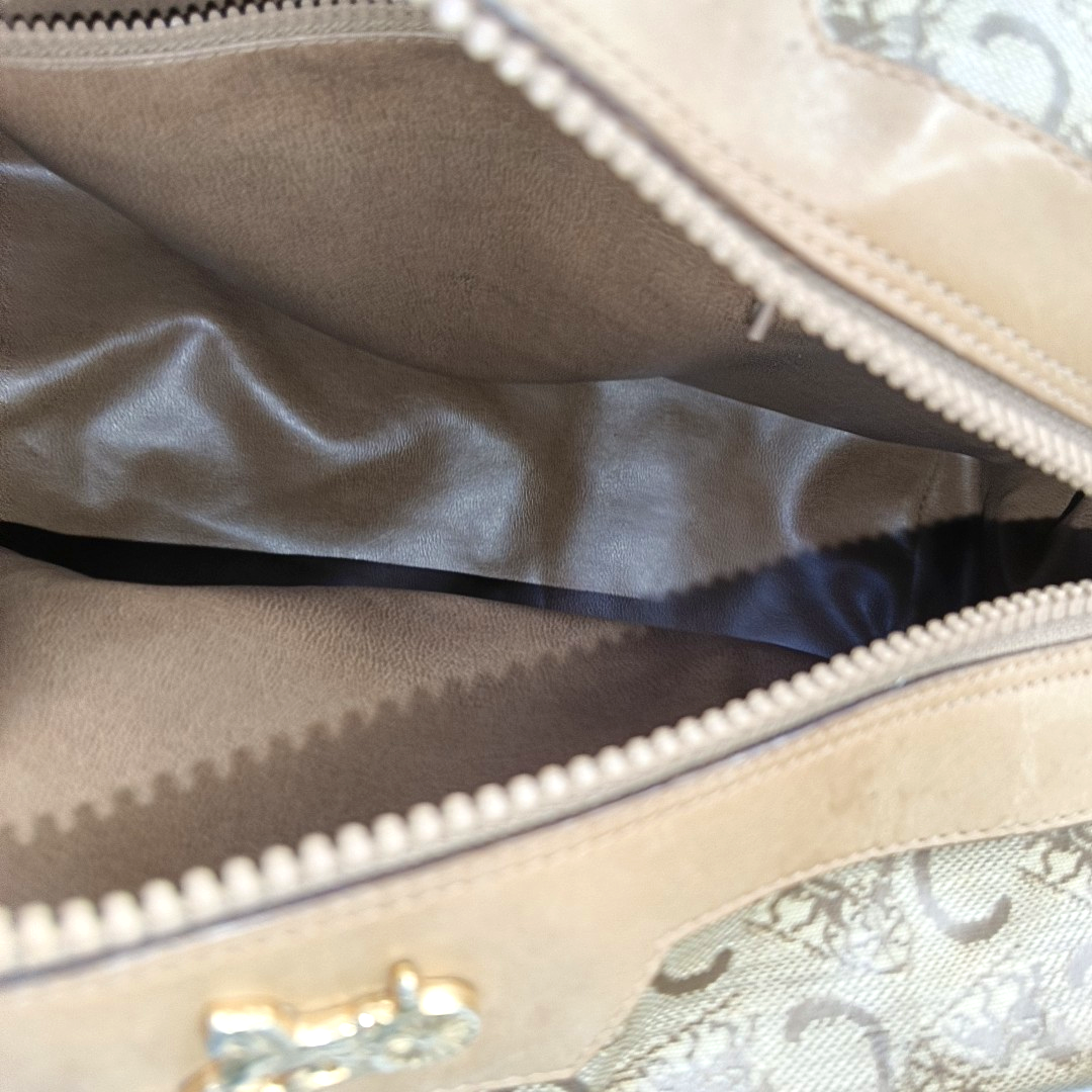 CELINE Khaki Plastic Triumph Handbag Golden hardware-(SKU)-943936664