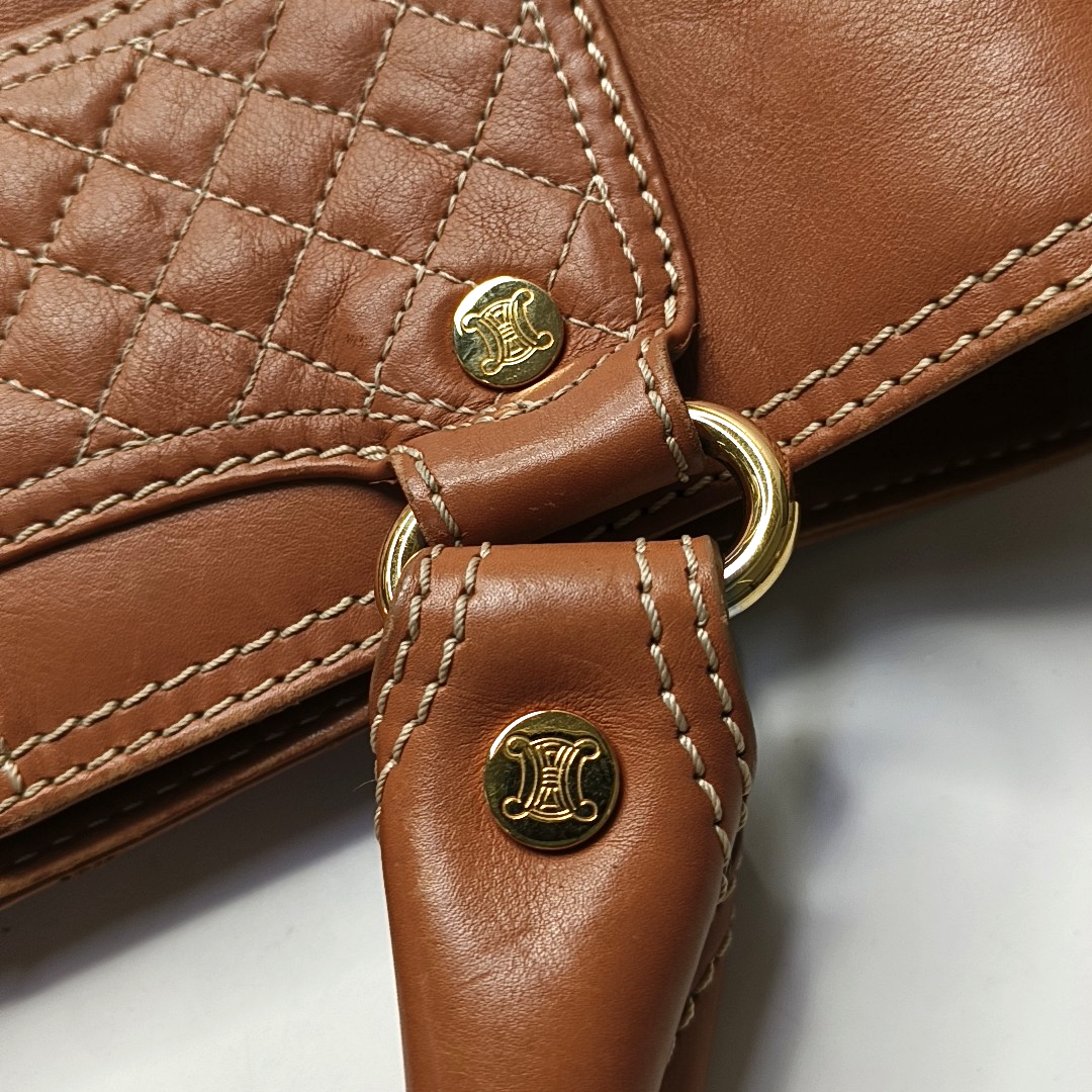 CELINE BOOGIE Medium size Brown Cowhide Handbag Golden hardware-(SKU)-947525770
