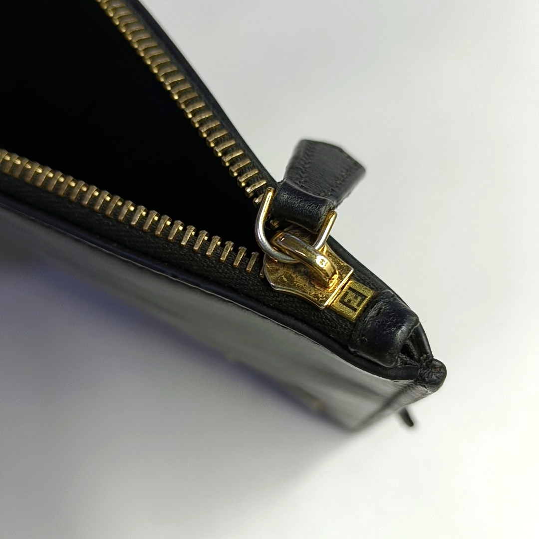 FENDI Black cowhide monster handbag Golden hardware-(SKU)-960374012