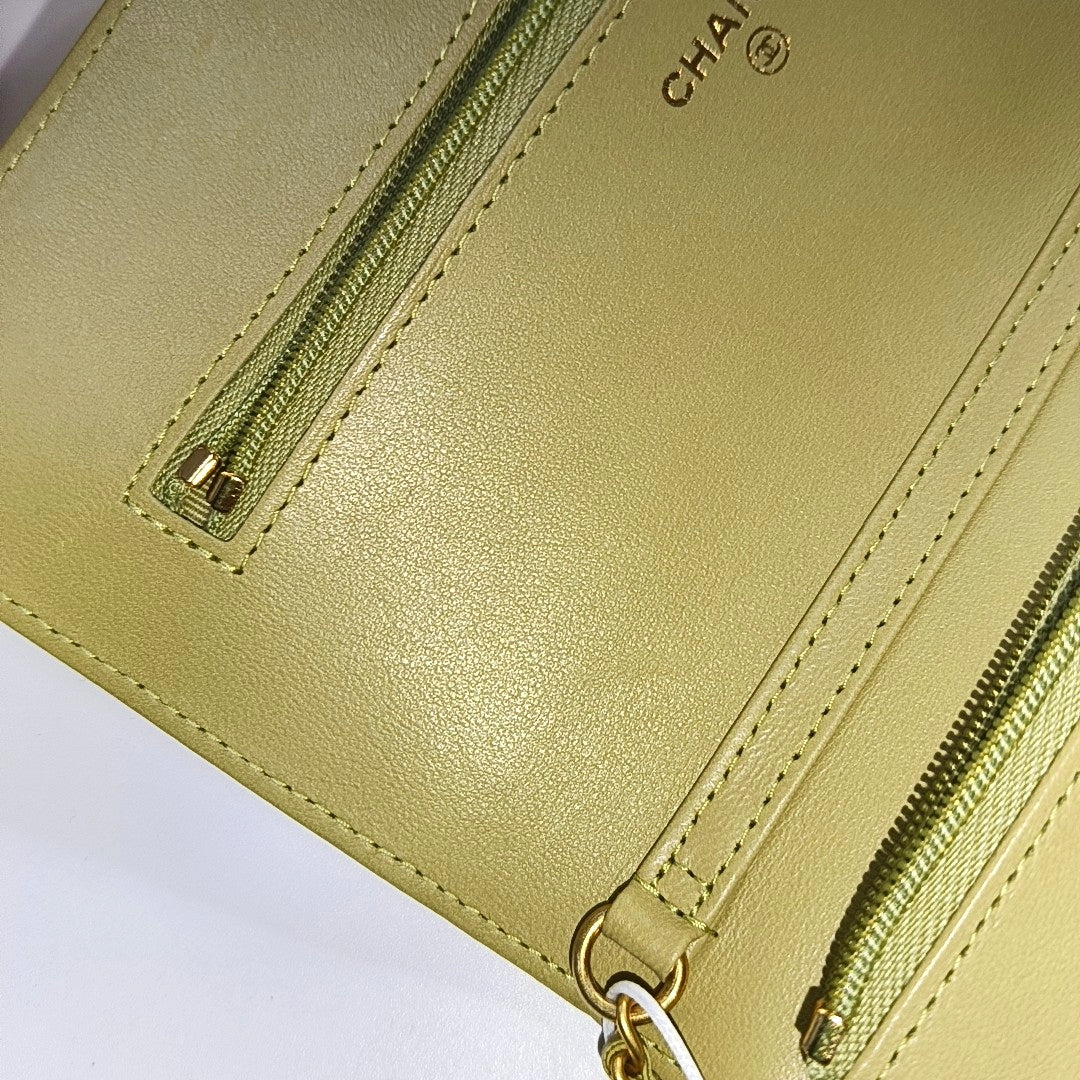 CHANEL WOC Yellow Green Lamb Skin Quilted Single Shoulder Bag Crossbody Bag Golden Hardware-(SKU)-966293271