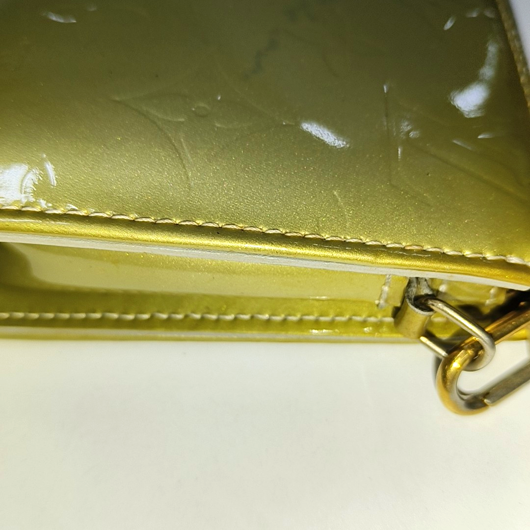 LOUIS VUITTON LEXINGTON Light Green Cowhide Monogrammed Crumpled Shoulder Bag Single Shoulder Bag Golden hardware Removable shoulder strap-(SKU)-939883232
