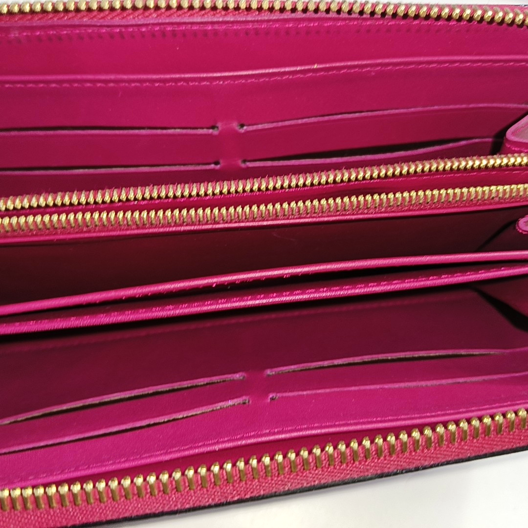 LOUIS VUITTON Red patent leather embossed wallet Golden hardware Complete Accessories-(SKU)-931296992
