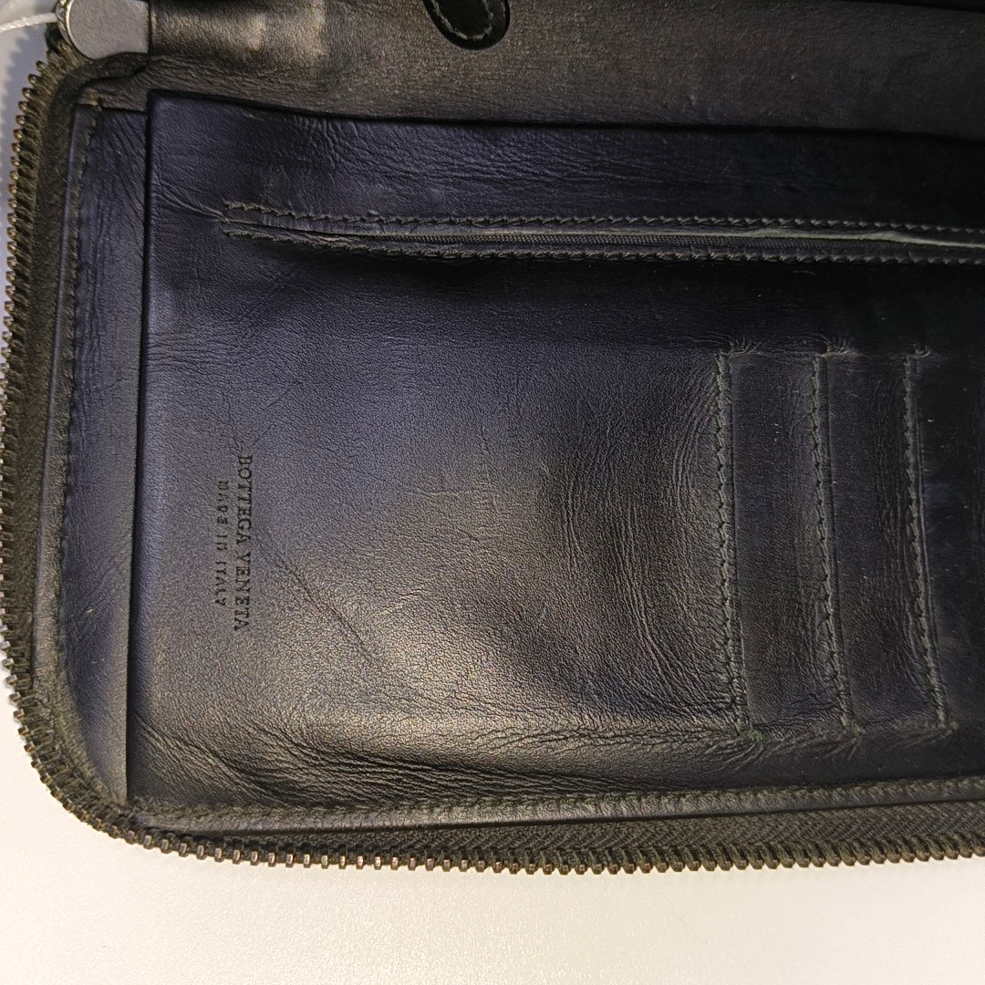 BOTTEGA VENETA Black Cowhide Woven Wallet Black hardware-(SKU)-932935096