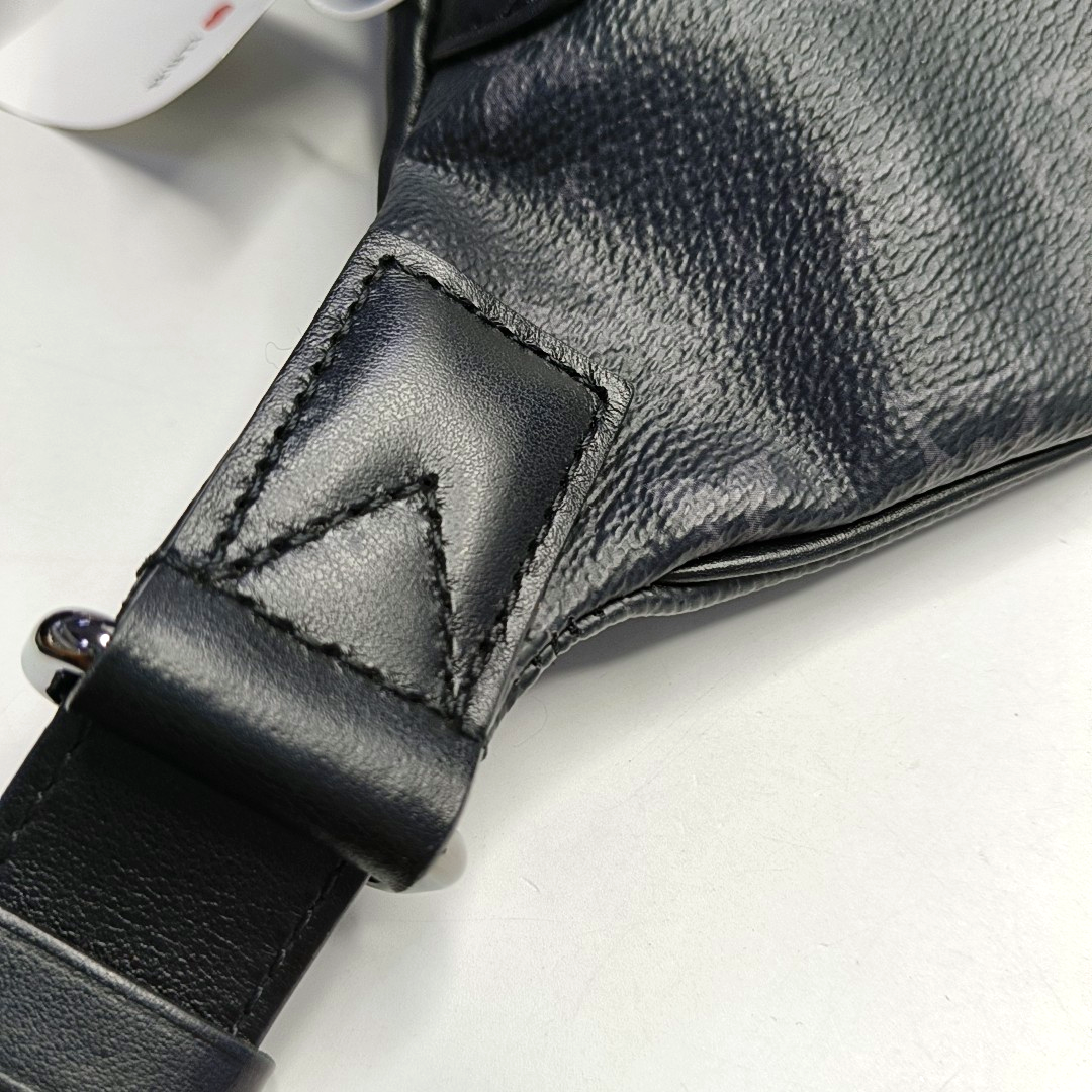 LOUIS VUITTON DISCOVERY Gray Coated Canvas Monogram Fanny Pack Crossbody Bag Chest Bag/Belt Bag Silver Hardware-(SKU)-956938229