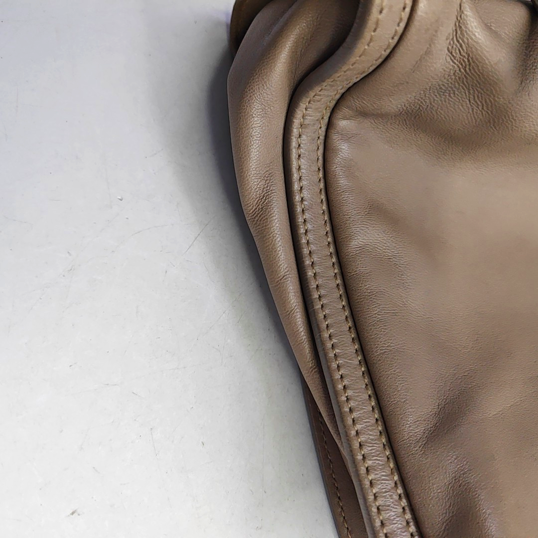LOEWE Khaki Leather Single Shoulder Bag Tote Bag Golden hardware-(SKU)-958988602