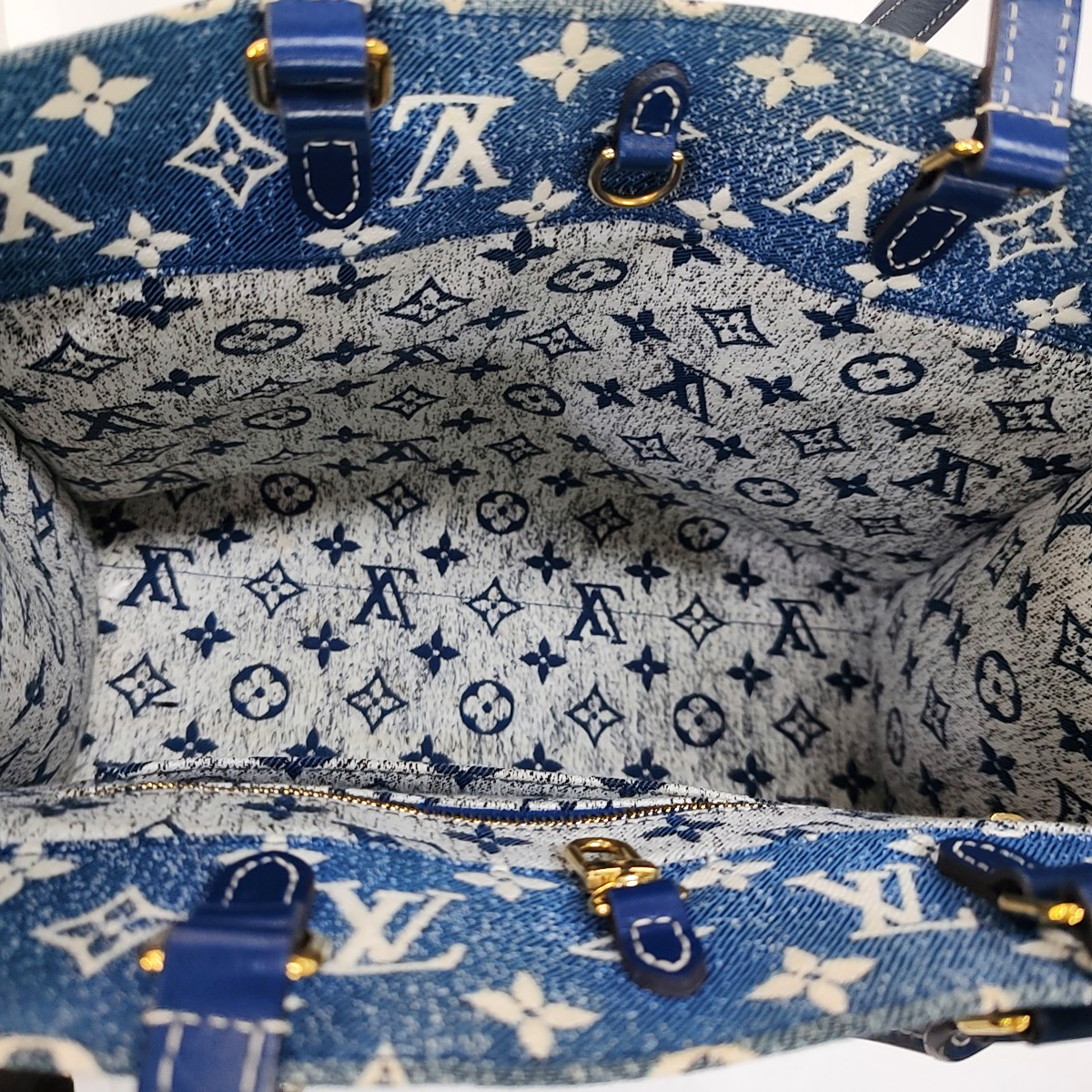LOUIS VUITTON ONTHEGO Medium Blue Canvas Monogram Jungle Bag Crossbody Shoulder Bag with Golden Hardware-(SKU)-962523559