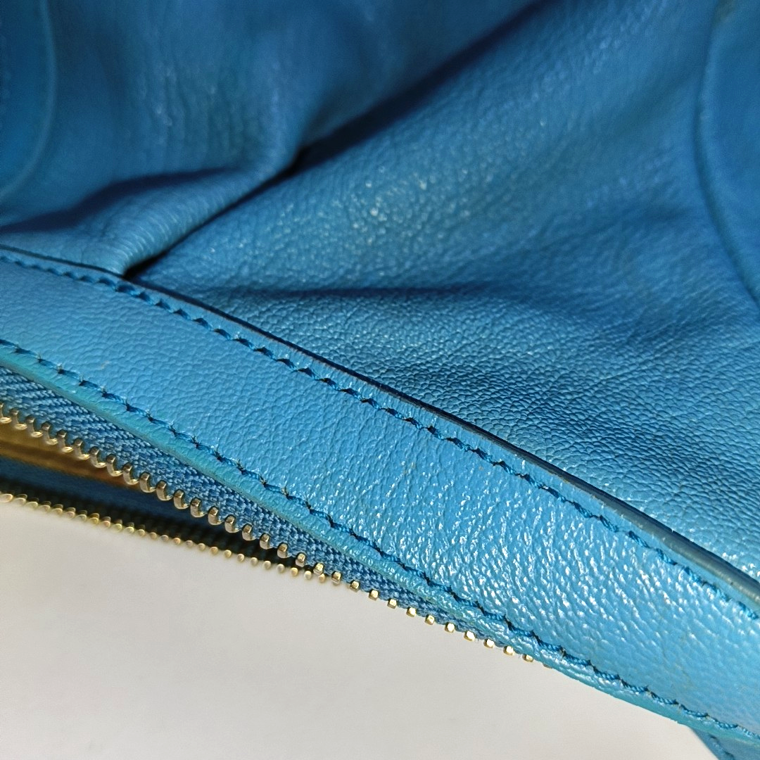 BVLGARI Light Blue Cowhide Single Shoulder Bag Golden hardware-(SKU)-935263487
