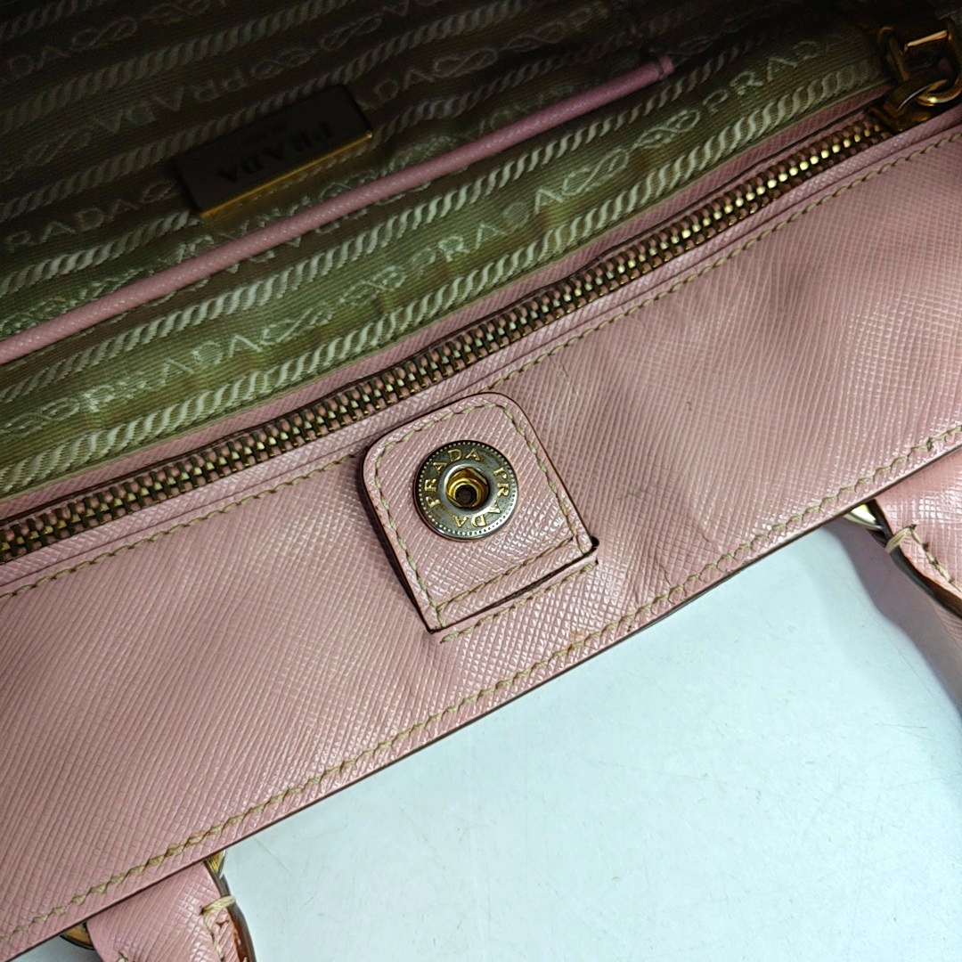 PRADA Tote bag Pink Calfskin Logo Tote Bag Golden hardware-(SKU)-958685441