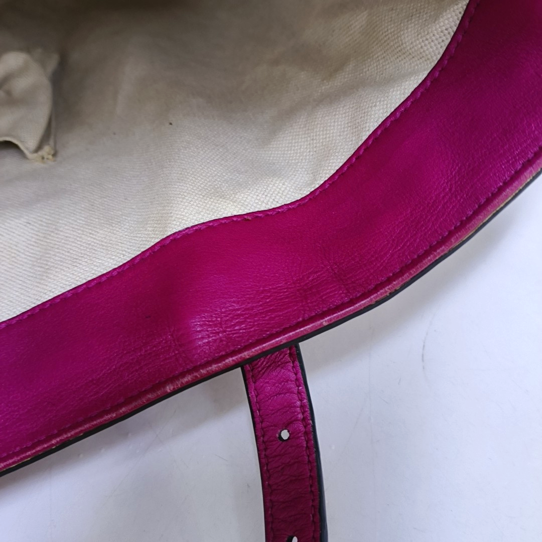 GUCCI Microguccissima Fuchsia Patent Leather Monogrammed Quilted Single Shoulder Bag Golden hardware-(SKU)-958957930