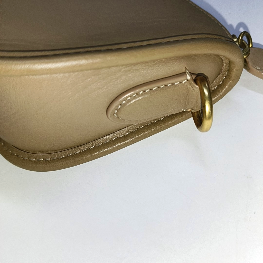 COACH SWINGER Khaki Leather Handbag Golden hardware Removable shoulder strap-(SKU)-14161118