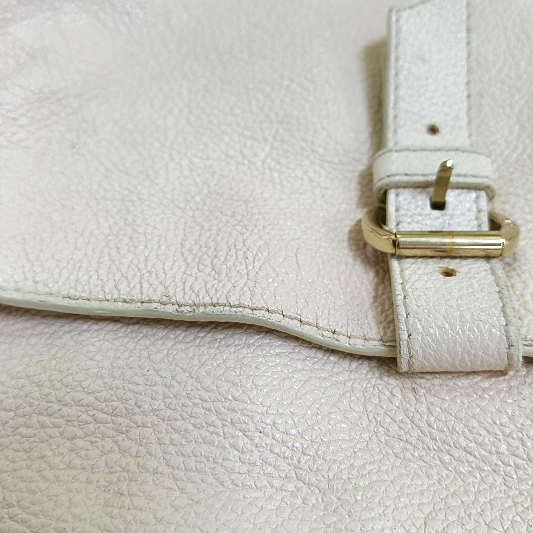 DIOR Tote bag White cowhide waffle pattern quilted single shoulder bag Golden hardware-(SKU)-957417098