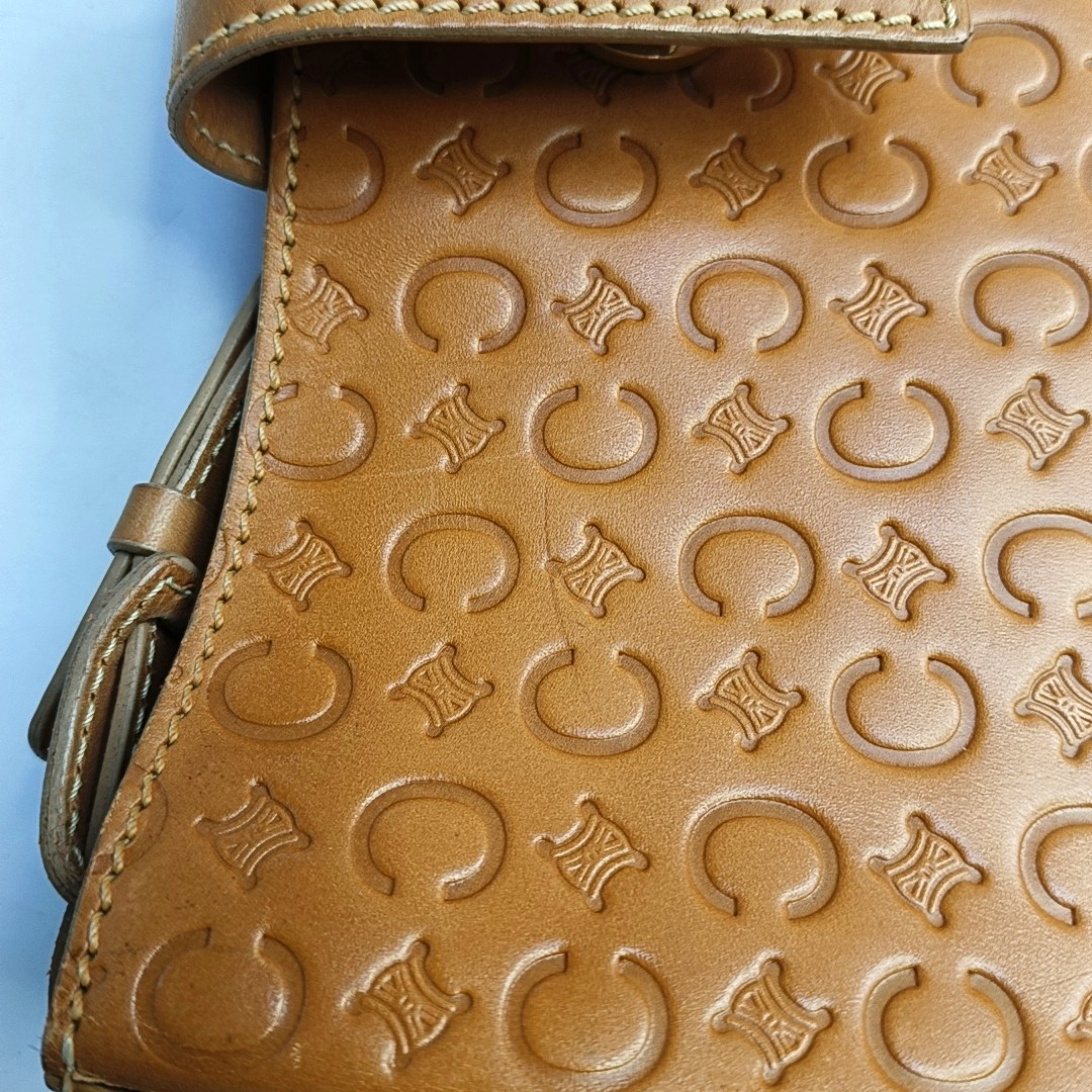 CELINE Caramel Cowhide Triumph Monogrammed Single Shoulder Bag Handbag Golden hardware-(SKU)-950054441