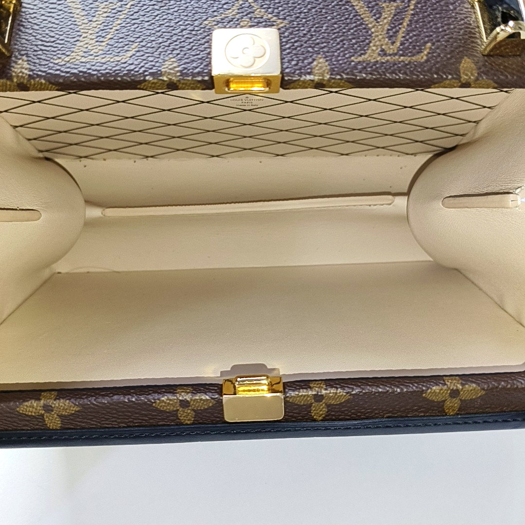 LOUIS VUITTON PETITE MALLE Brown Coated Canvas Monogram Printed Crossbody Bag Shoulder Bag Handbag Detachable Strap Golden Hardware Detachable Strap Pockets Complete Accessories-(SKU)-961044267