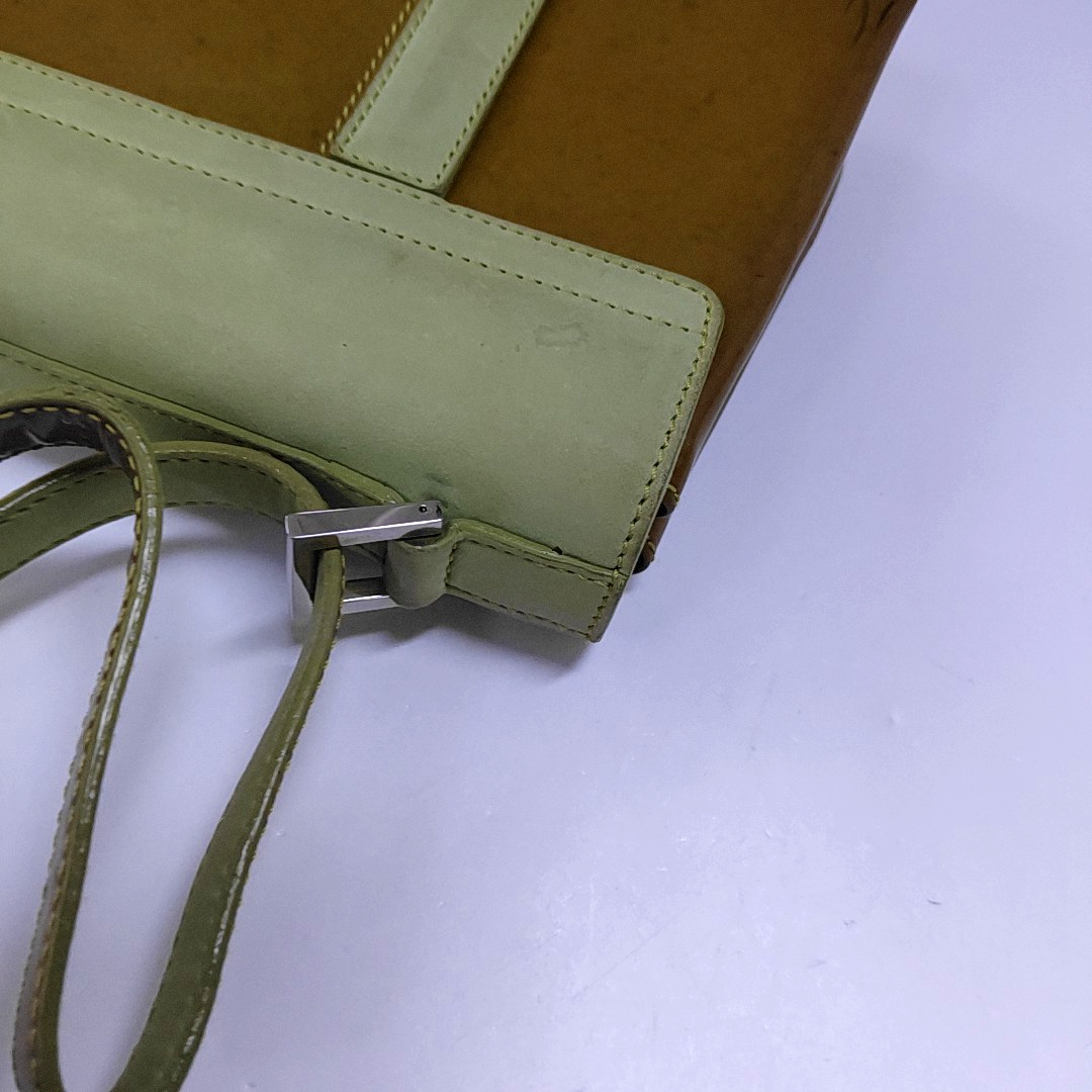 BVLGARI Yellow Green Patent Leather Handbag Single Shoulder Bag Silver Hardware Removable shoulder strap-(SKU)-960012647