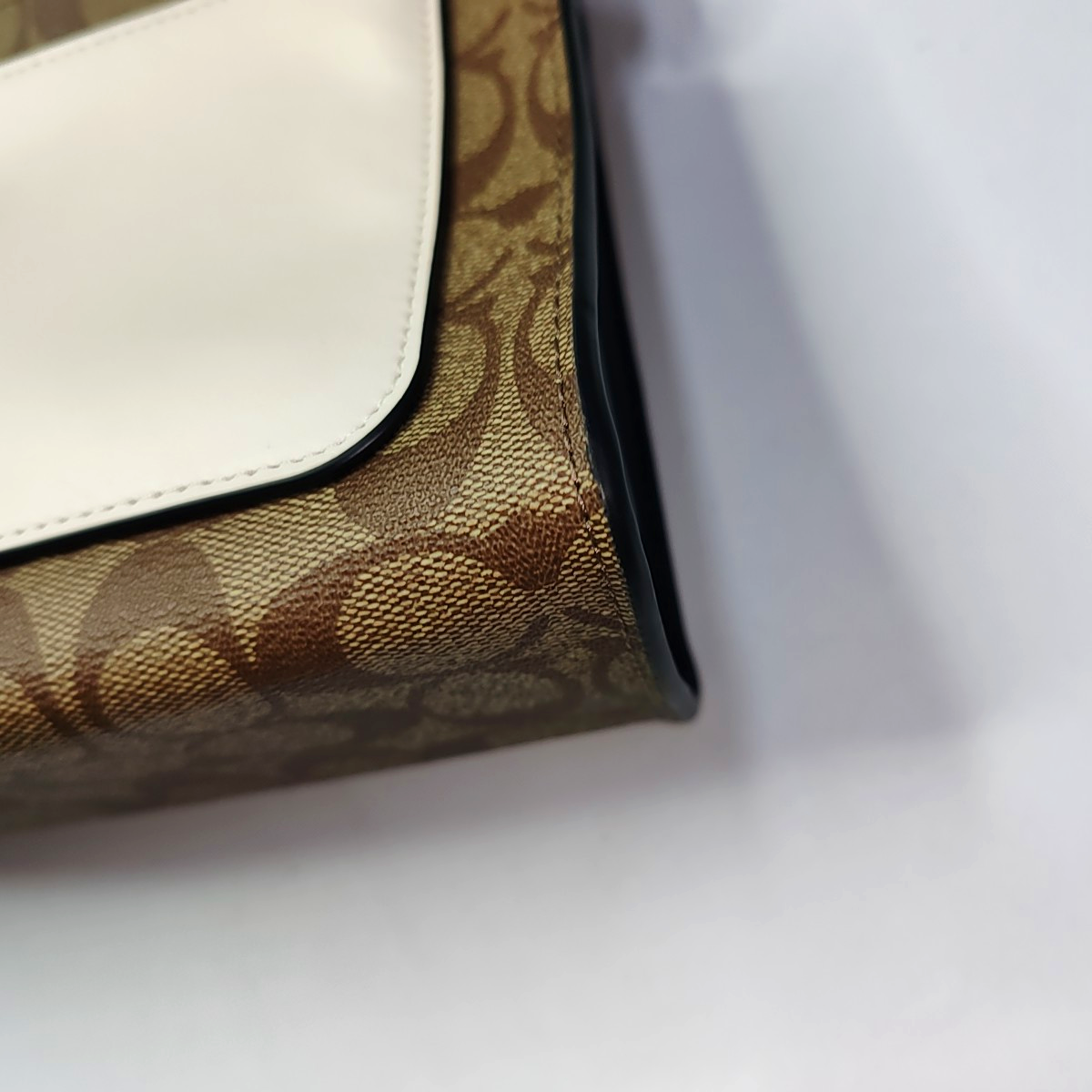 COACH Multicolor Coated Canvas La Vieille Russie Single Shoulder Bag Crossbody Bag Golden hardware-(SKU)-937763825