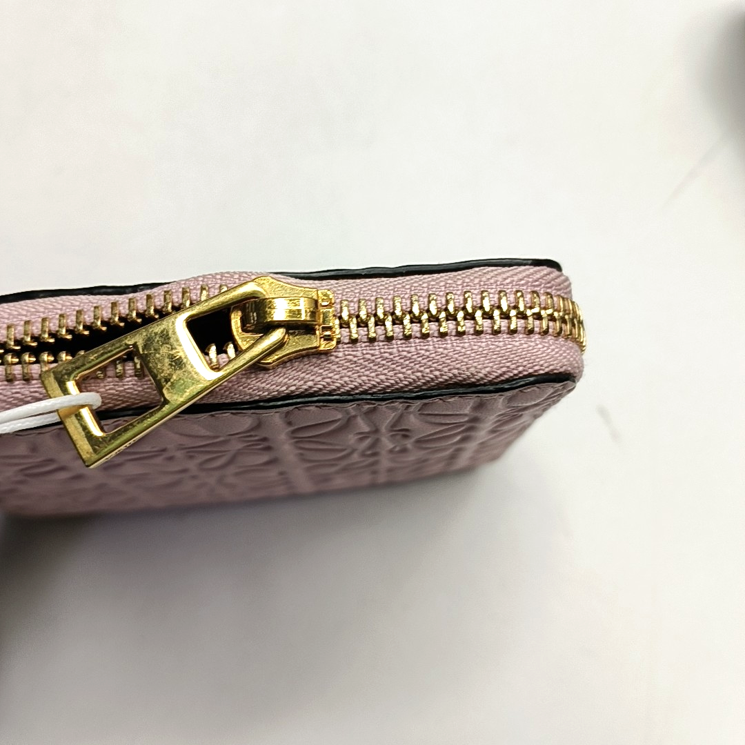 LOEWE Pink Cowhide Embossed Vintage Wallet Golden hardware-(SKU)-956396873