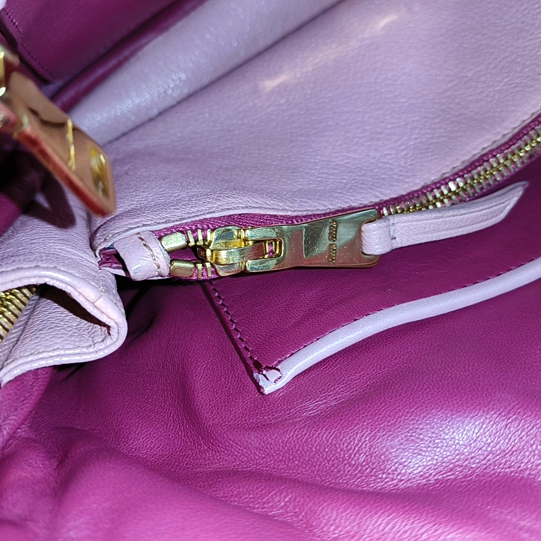 Miu Miu Pink Cowhide Crossbody Tote Bag Single Shoulder Golden hardware Removable shoulder strap-(SKU)-956651797