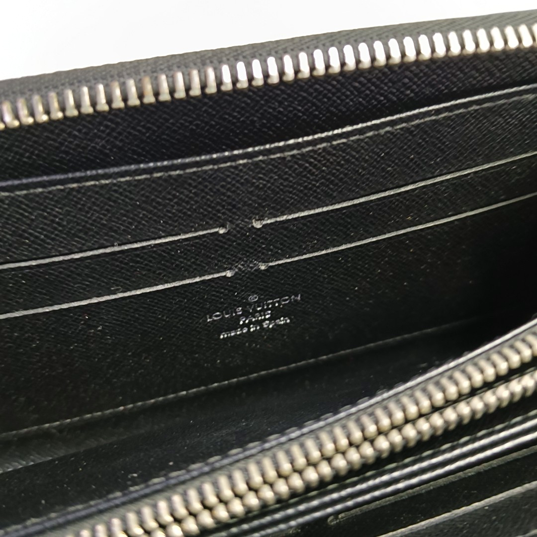 LOUIS VUITTON BlackEPI牛皮水波纹钱包 Silver Hardware-(SKU)-957987232