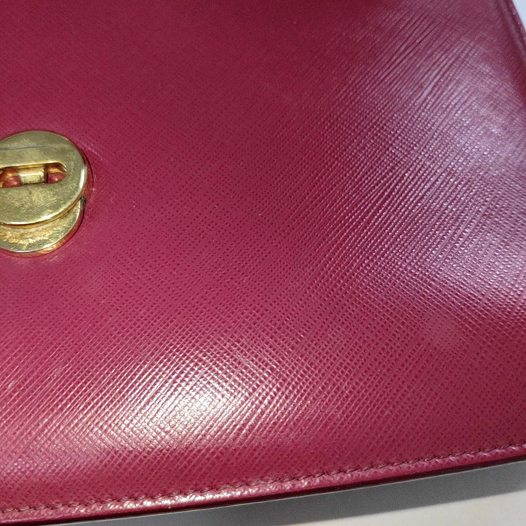 FERRAGAMO Ginny Fuchsia Leather Embossed Single Shoulder Bag Crossbody Golden hardware-(SKU)-14462522