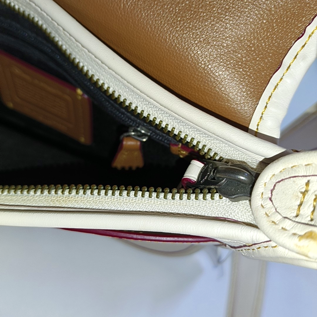 COACH SADDLE 23 Beige Leather Print Crossbody, Single Shoulder Bag Ruthenium color hardware Removable shoulder strap-(SKU)-944545101