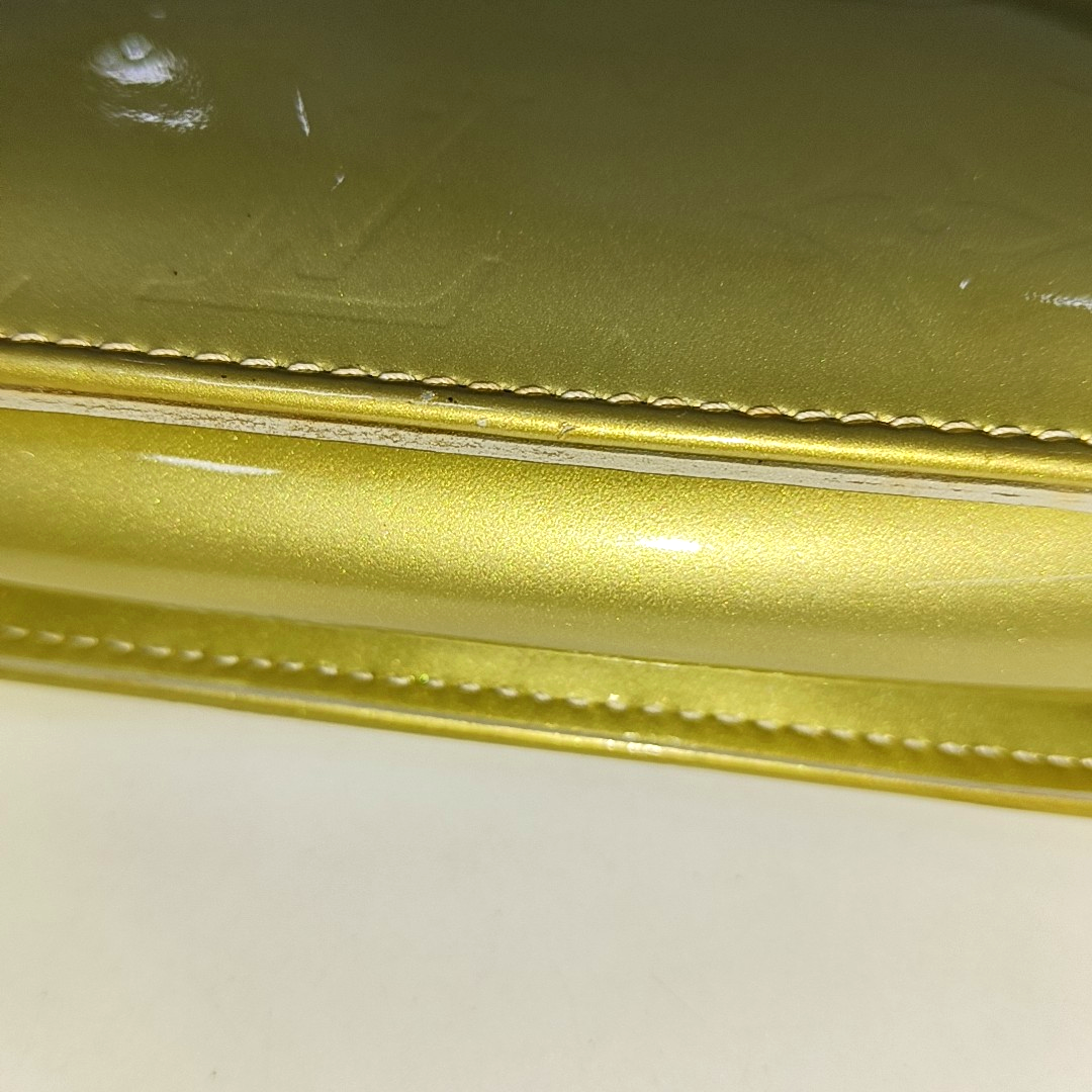 LOUIS VUITTON LEXINGTON Light Green Cowhide Monogrammed Crumpled Shoulder Bag Single Shoulder Bag Golden hardware Removable shoulder strap-(SKU)-939883232