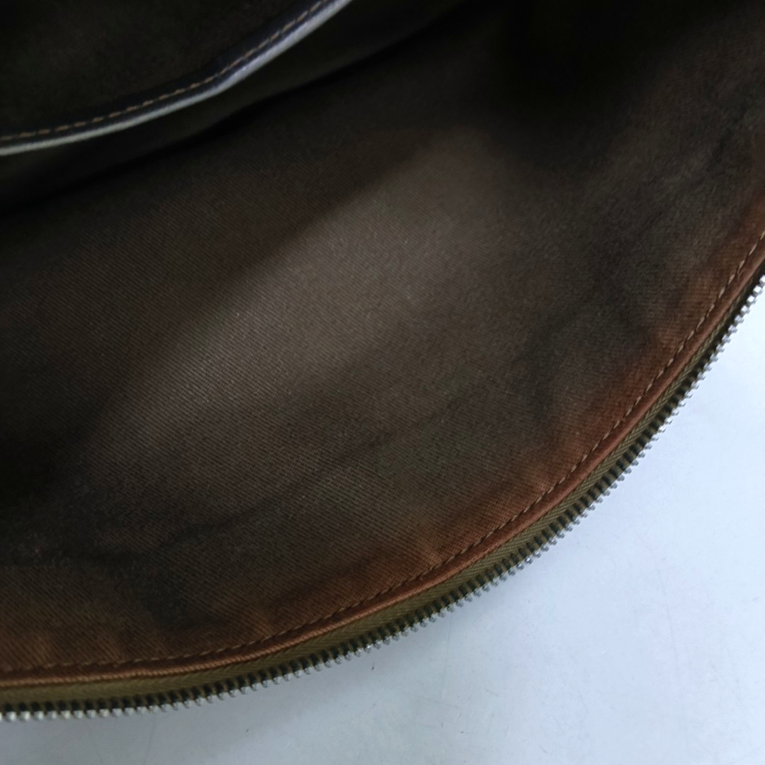 CELINE Khaki Velvet Leather Triumph Arch Embossed Single Shoulder Bag Handbag Silver Hardware-(SKU)-958683892