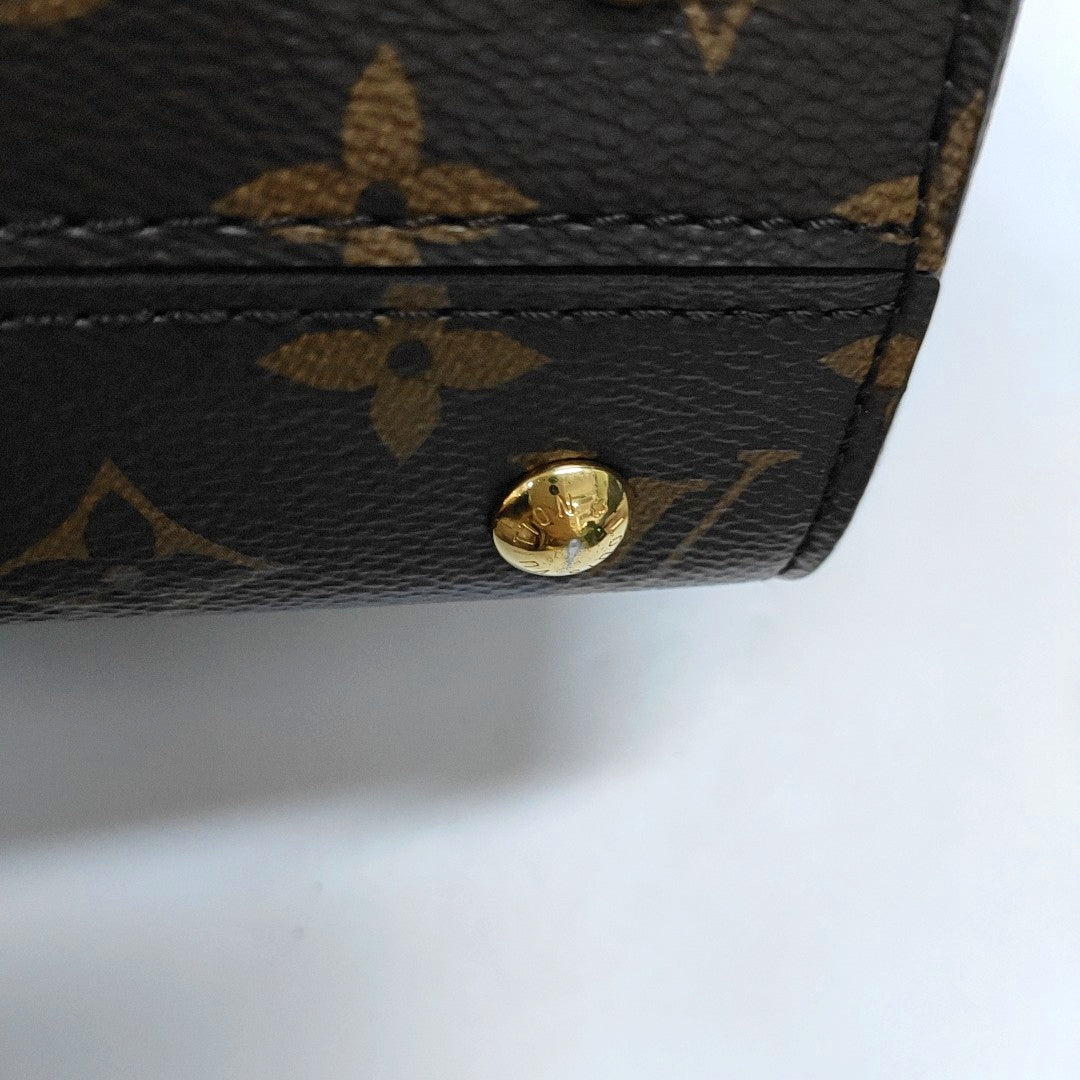 LOUIS VUITTON CLUNY Small Brown Monogram Canvas Shoulder Bag with Shoulder Strap, Gold Hardware, Detachable Strap-(SKU)-967532132