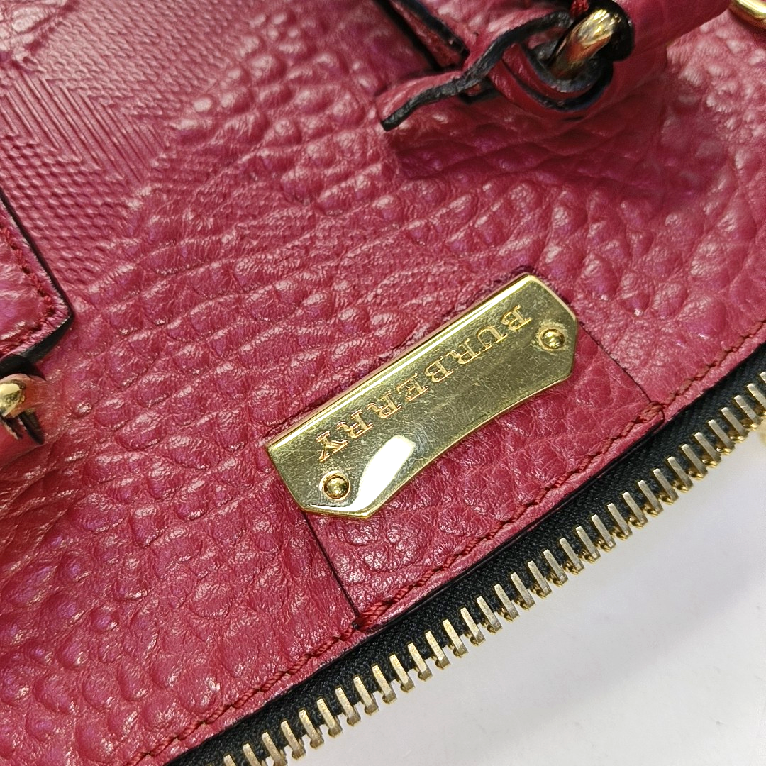 BURBERRY Clifton Medium size Red Cowhide Single Shoulder Bag Handbag Crossbody Bag Golden hardware Removable shoulder strap-(SKU)-954487883