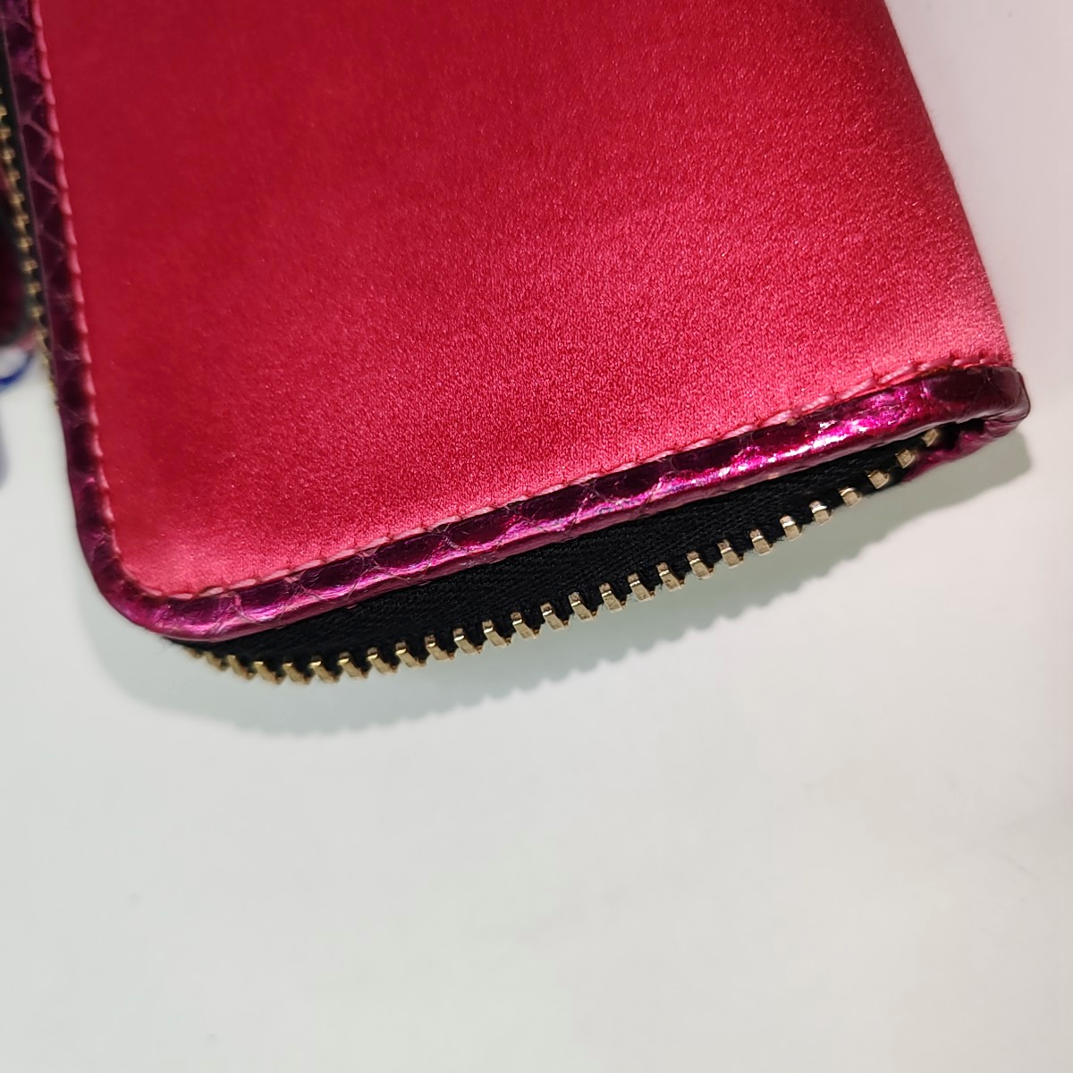 BURBERRY Blush Pink Satin Wallet Golden hardware-(SKU)-938174307