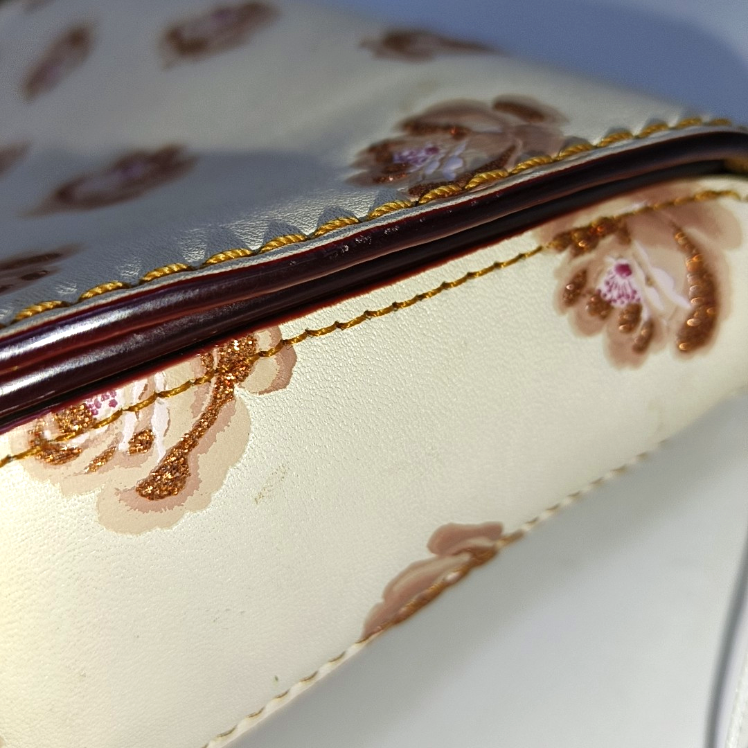 COACH DINKY Medium size White Leather Printed Sling Bag Golden hardware Removable shoulder strap-(SKU)-937355790