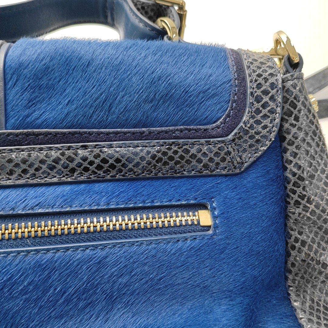 TORY BURCH 797 Blue cowhide snake-pattern crossbody bag/shoulder bag/handbag Golden hardware shoulder straps-(SKU)-942640908