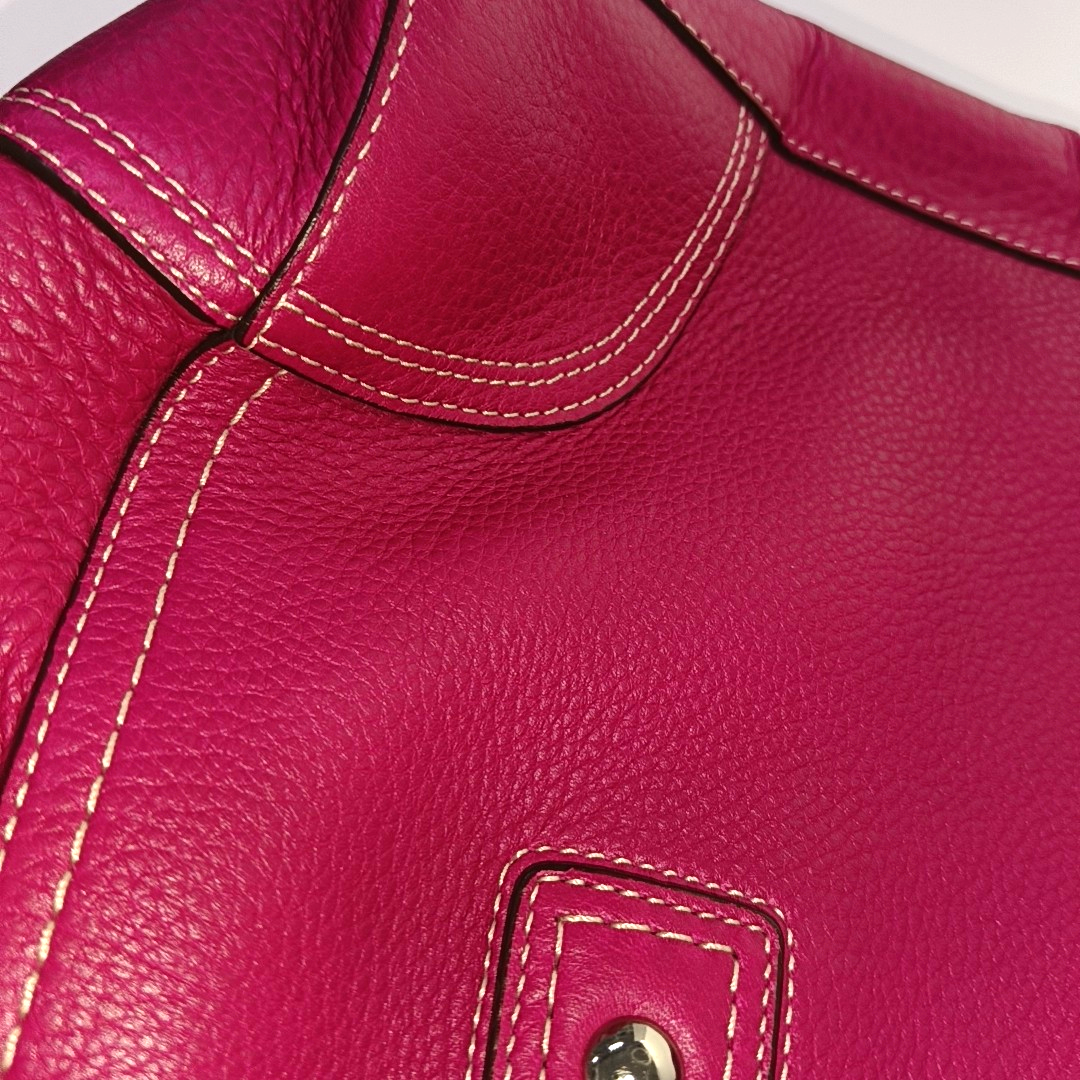 COACH Tote bag Hot Pink Leather Shoulder and Handbag Silver Hardware-(SKU)-933278329