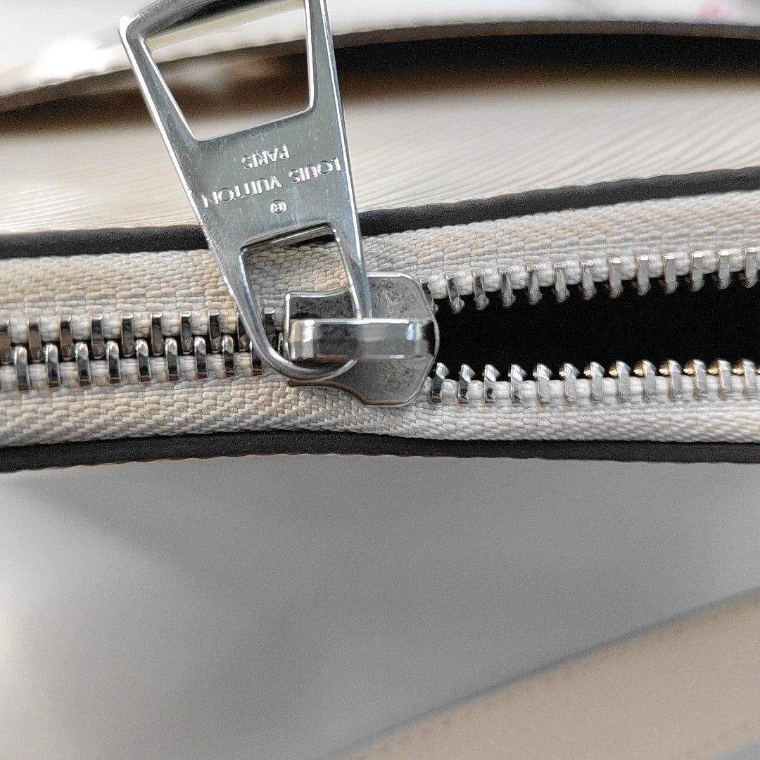 LOUIS VUITTON MARELLE White EPI Leather Wave Pattern Shoulder Bag Crossbody Handbag with Silver Hardware and 2 Detachable Straps-(SKU)-969150046