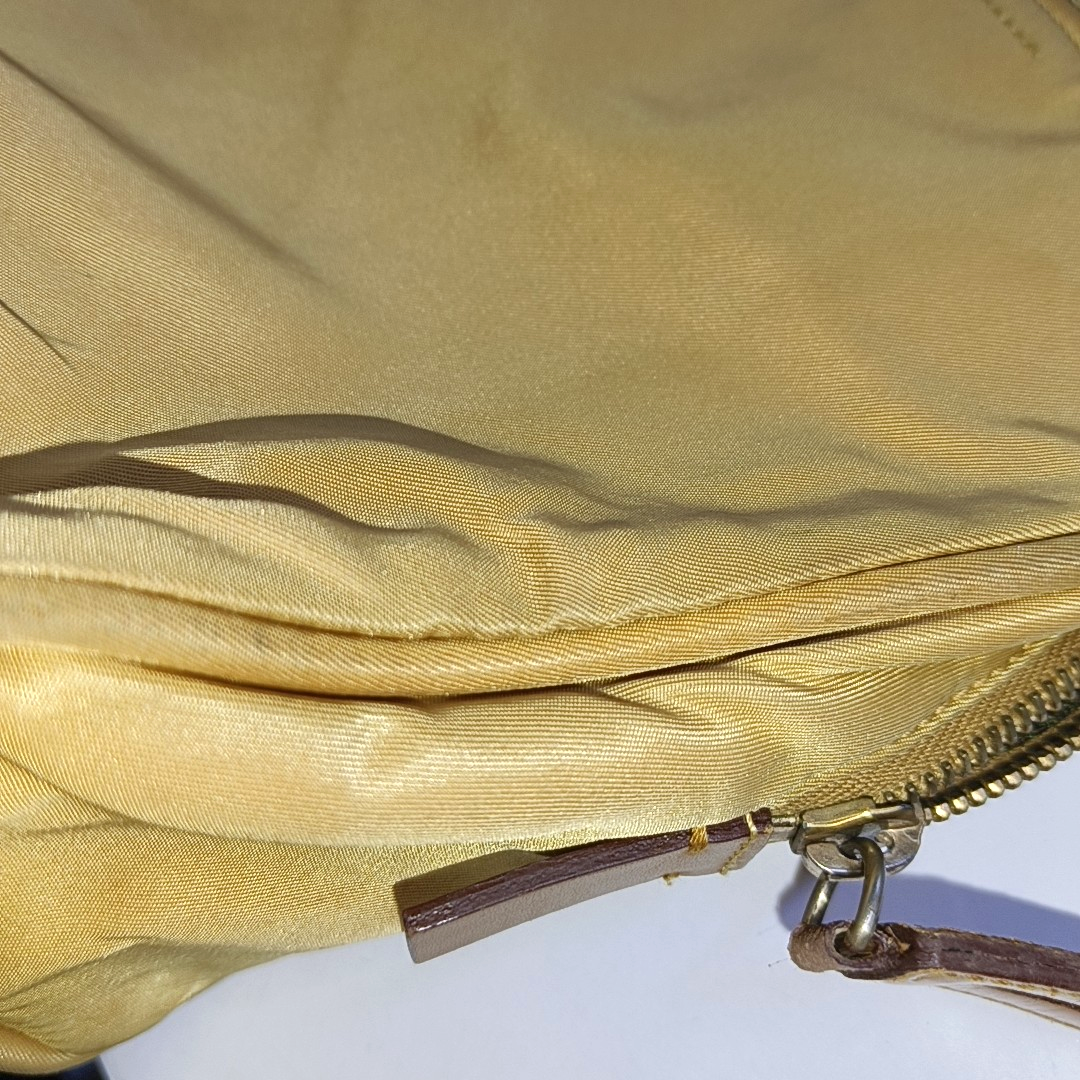 PRADA Tote bag Khaki Leather Logo Handbag Golden hardware-(SKU)-937766784