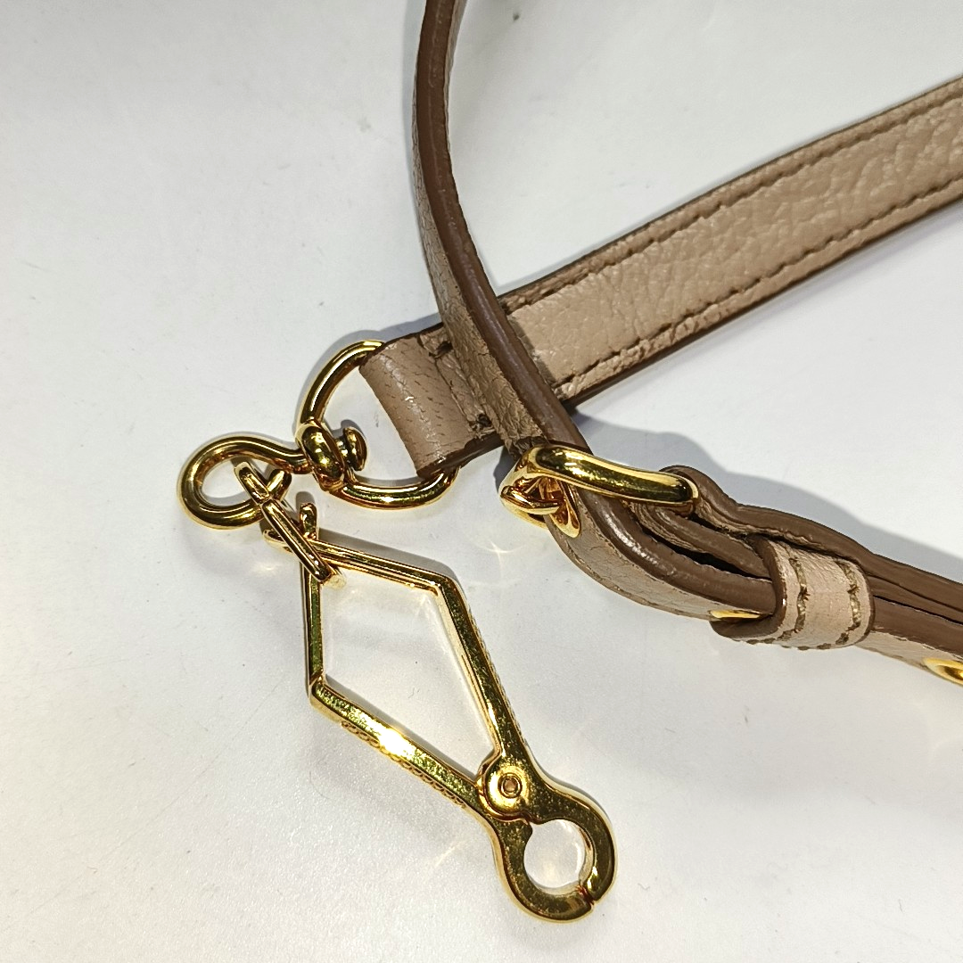 Miu Miu Tote bag Nude Pink Leather Single Shoulder Bag Tote Bag Golden hardware Removable shoulder strap-(SKU)-951760911