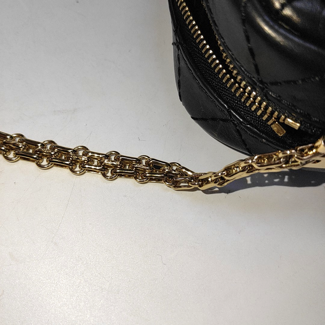 CHANEL 2.55 Mini Black Calfskin Quilted Shoulder Bag with Gold Hardware, 27 Clutch-(SKU)-935562436