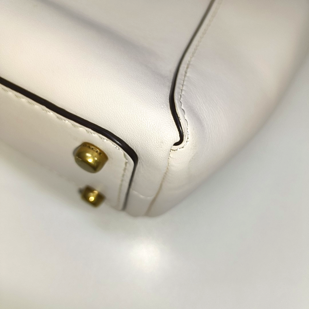 COACH COURIER White leather rivet patchwork single shoulder bag crossbody Golden hardware Removable shoulder strap-(SKU)-13839897