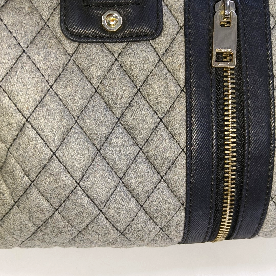 DIESEL Gray Fabric Quilted Single Shoulder Bag Golden hardware Removable shoulder strap-(SKU)-938079464