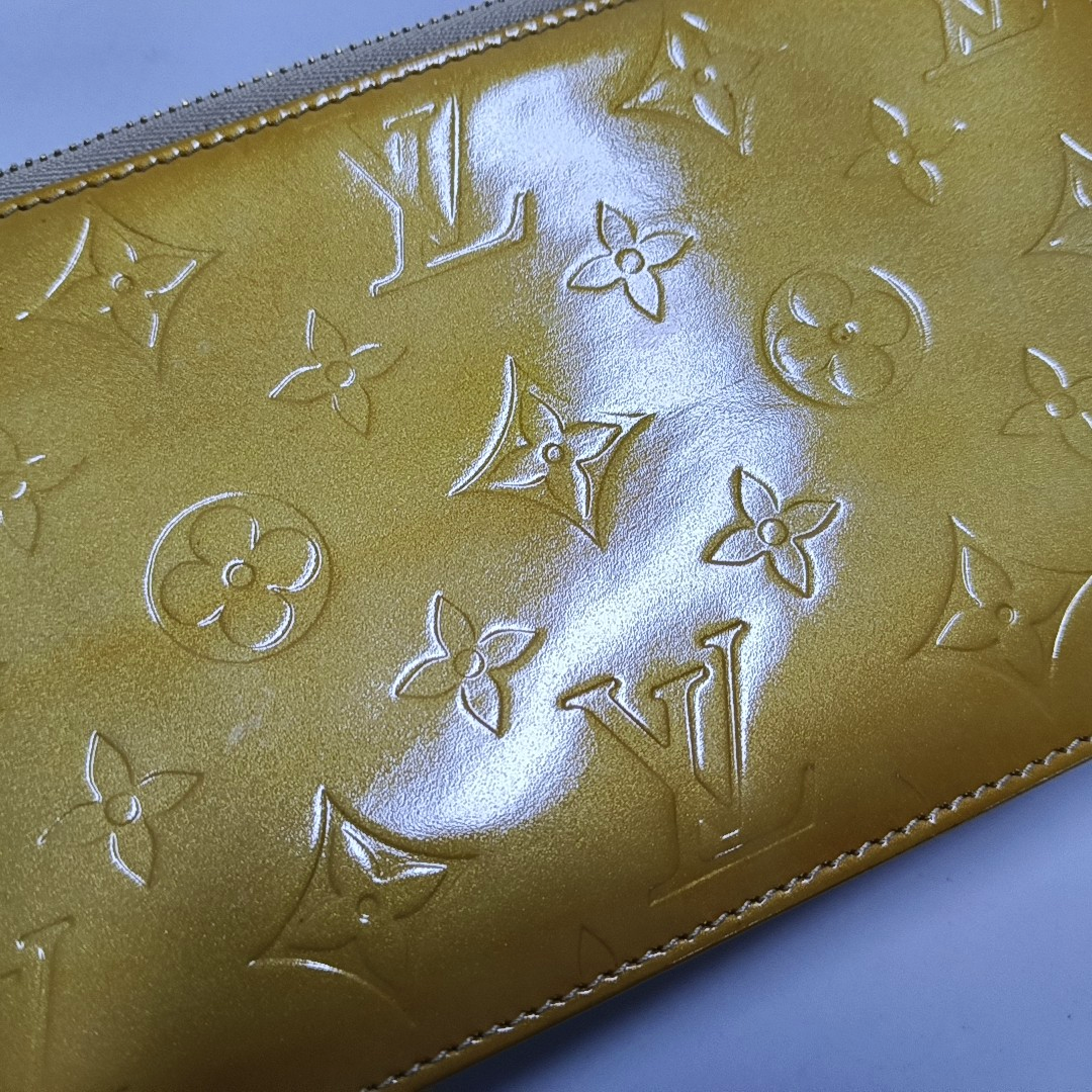 LOUIS VUITTON LEXINGTON Yellow Patent Leather Monogrammed Clutch Golden hardware Vintage model-(SKU)-948034395