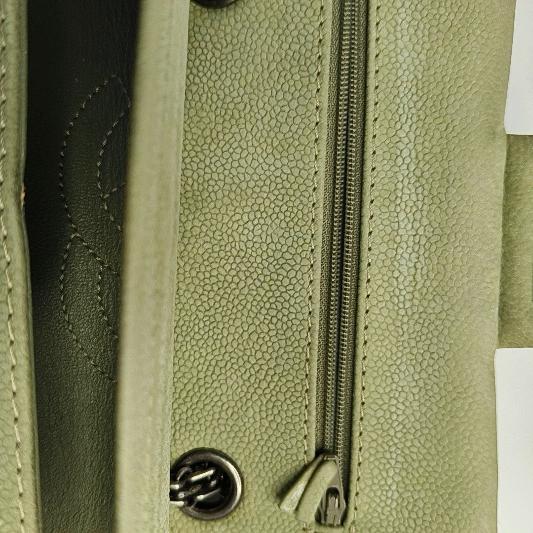 CHANEL 2.55 Green Calfskin Quilted Diamond Stitch Single Shoulder Bag Silver Hardware 17 Clasp-(SKU)-968981513