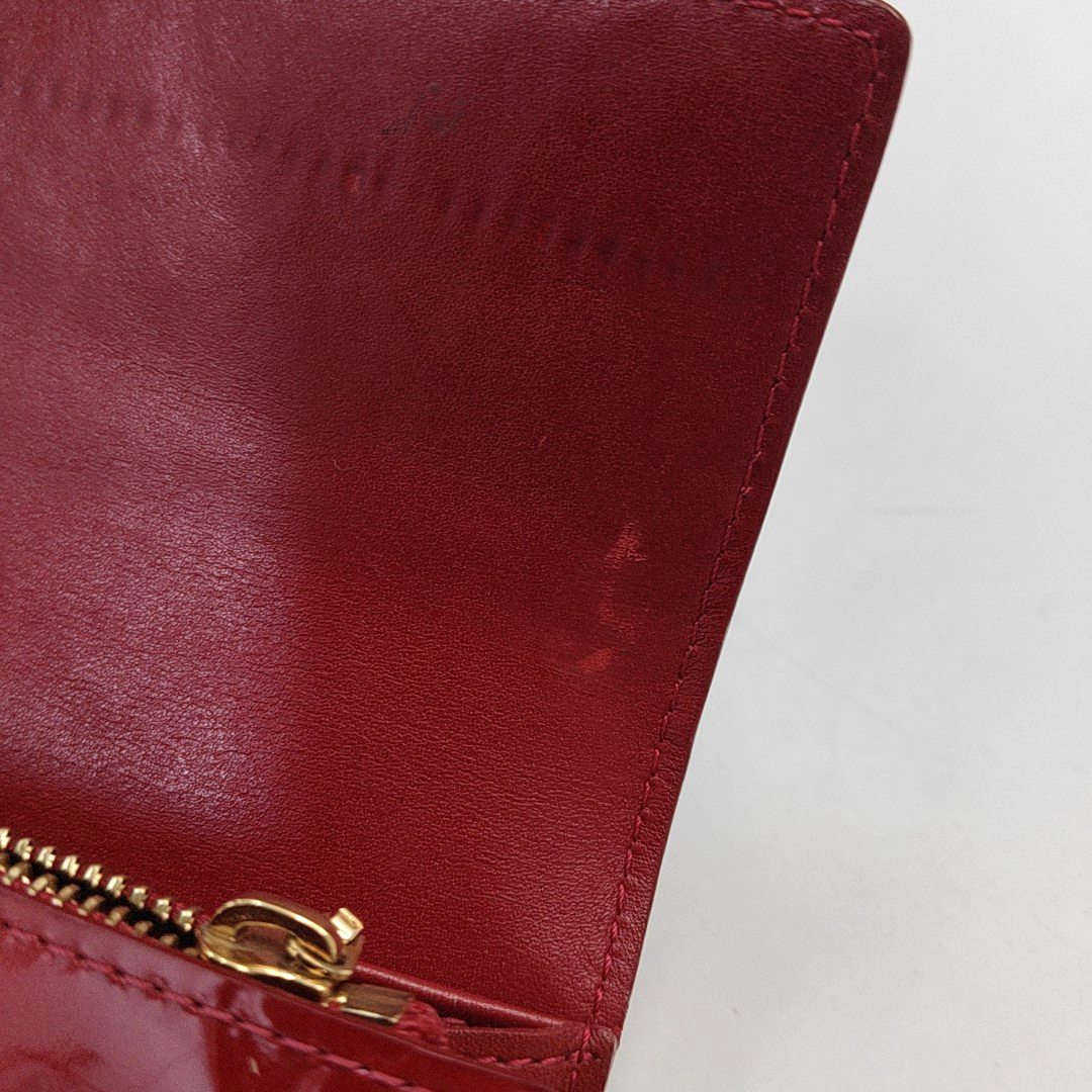LOUIS VUITTON PORTE MONNAIE Red patent leather embossed wallet Golden hardware-(SKU)-954356366