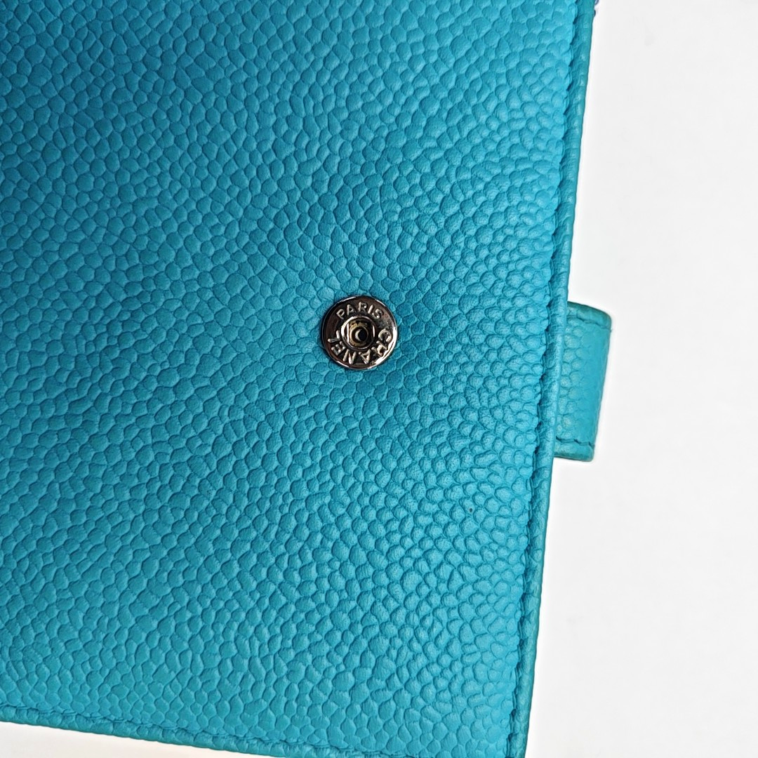 CHANEL Blue pebbled leather wallet Silver Hardware 17nan-(SKU)-947387865
