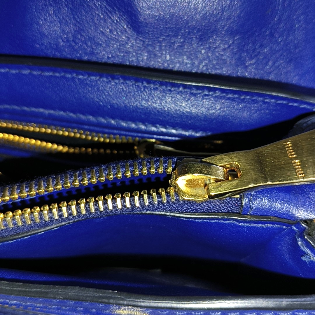 Miu Miu Blue cowhide crossbody, handbag, shoulder bag Golden hardware Removable shoulder strap-(SKU)-947569134
