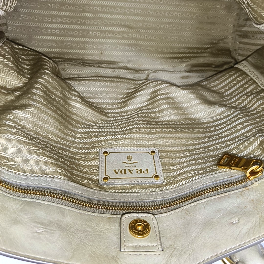 PRADA Green Cowhide Handbag Shoulder Bag Golden hardware-(SKU)-13786138