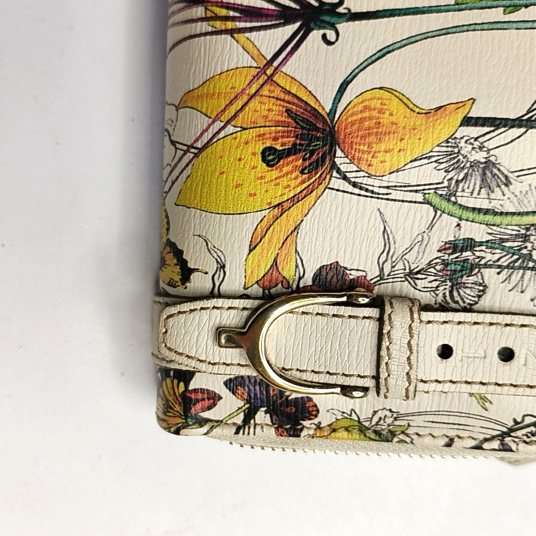 GUCCI Beige Cowhide Printed Wallet Golden hardware-(SKU)-955892936