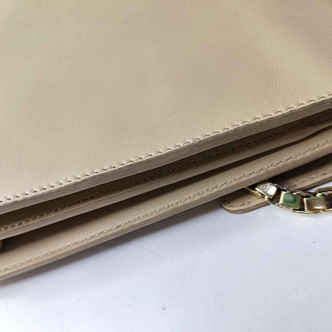 FERRAGAMO Thalia Khaki Calf Leather Crossbody Shoulder Bag Golden hardware Removable shoulder strap-(SKU)-943501059