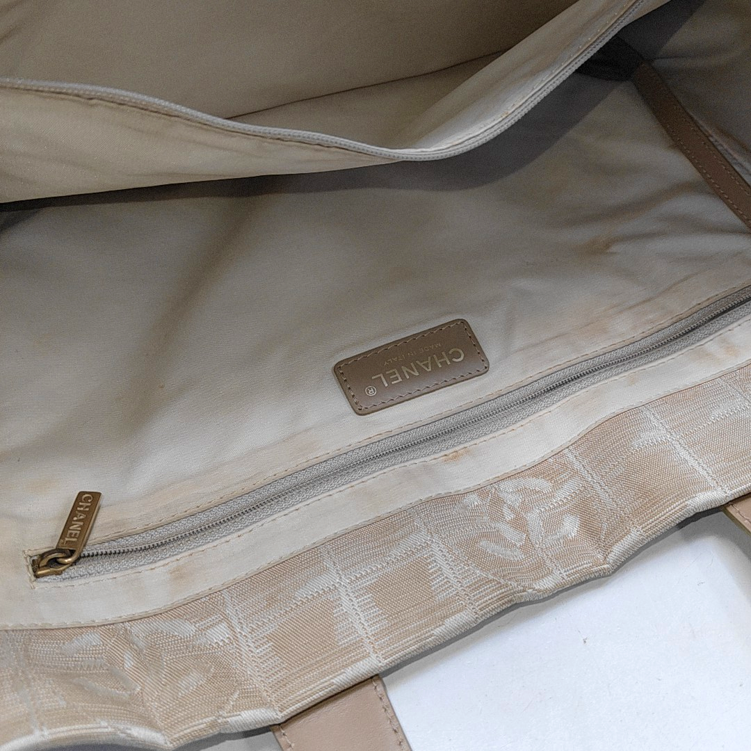 CHANEL TRAVEL LINE Ivory Fabric Ice Grid Single Shoulder Bag Tote Bag Golden hardware 9nan-(SKU)-944131983
