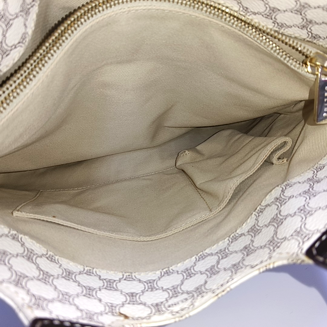 CELINE Tote bag White Coated Canvas Triumph Handbag Golden hardware-(SKU)-955765030