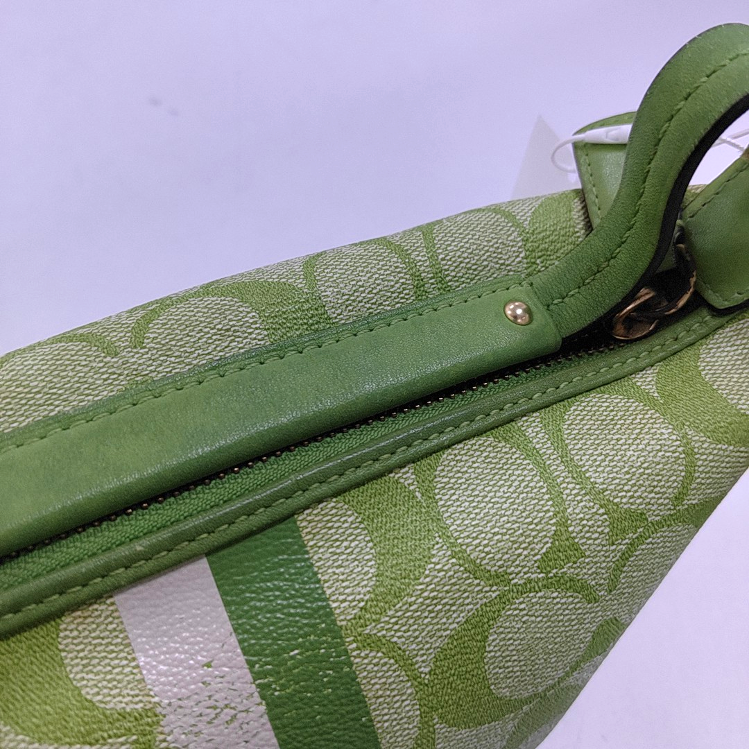 COACH Green Coated Canvas Monogram Printed Handbag Golden hardware-(SKU)-951116147