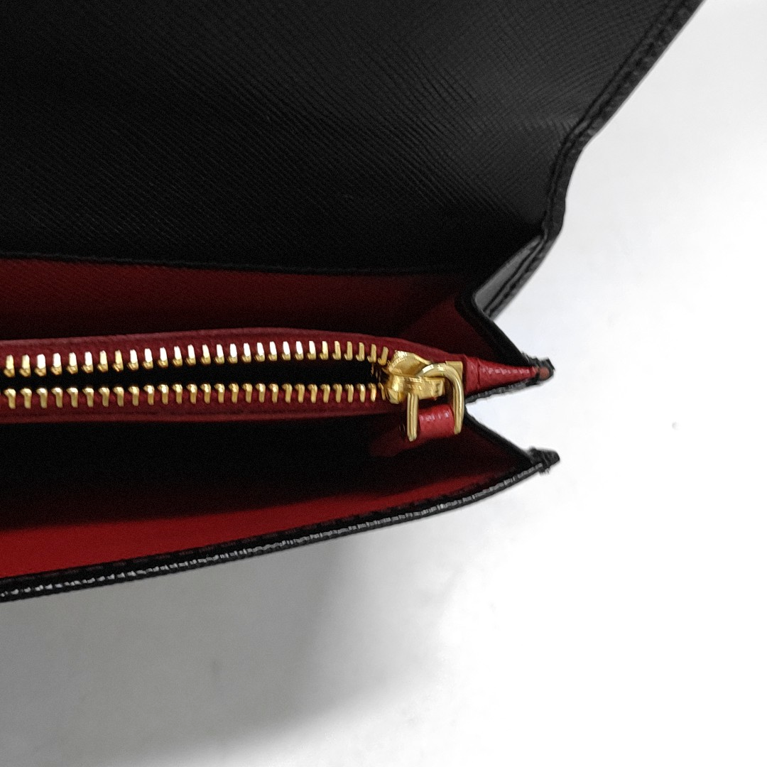 PRADA Bauletto Saffiano Black Leather Crosshatch Handbag Golden hardware-(SKU)-950001304